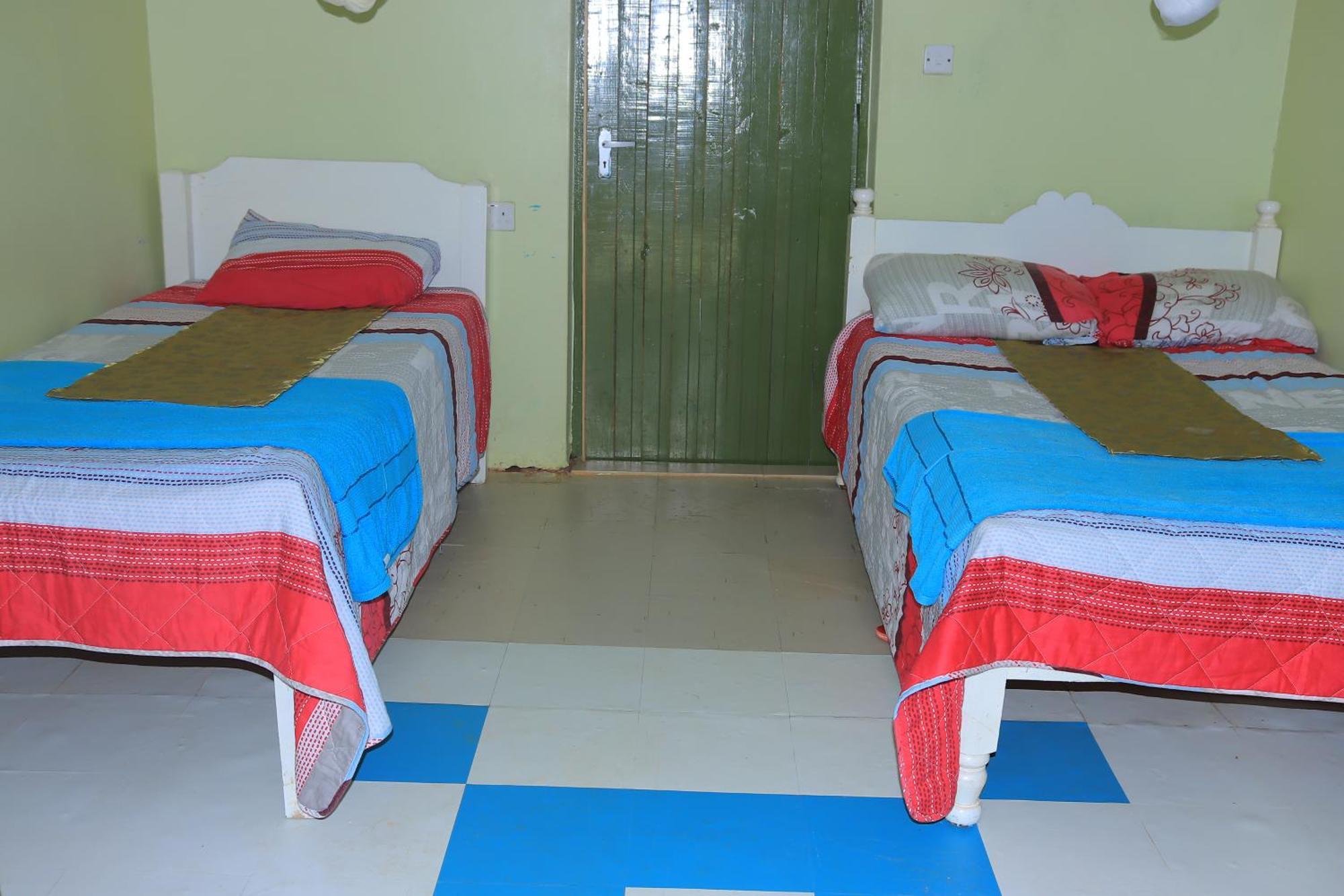 Rhino Tourist Camp Hotel Ololaimutiek Luaran gambar